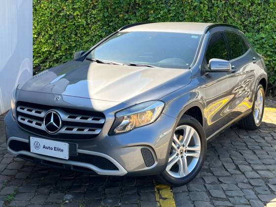 MERCEDES-BENZ GLA 200 1.6 CGI FLEX STYLE 7G-DCT MERCEDES-BENZ GLA 200 1.6 CGI FLEX STYLE 7G-DCT